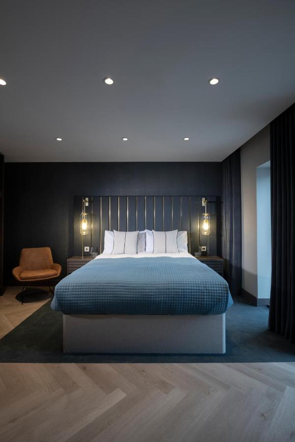 The Heyford Hotel Upper Heyford  エクステリア 写真