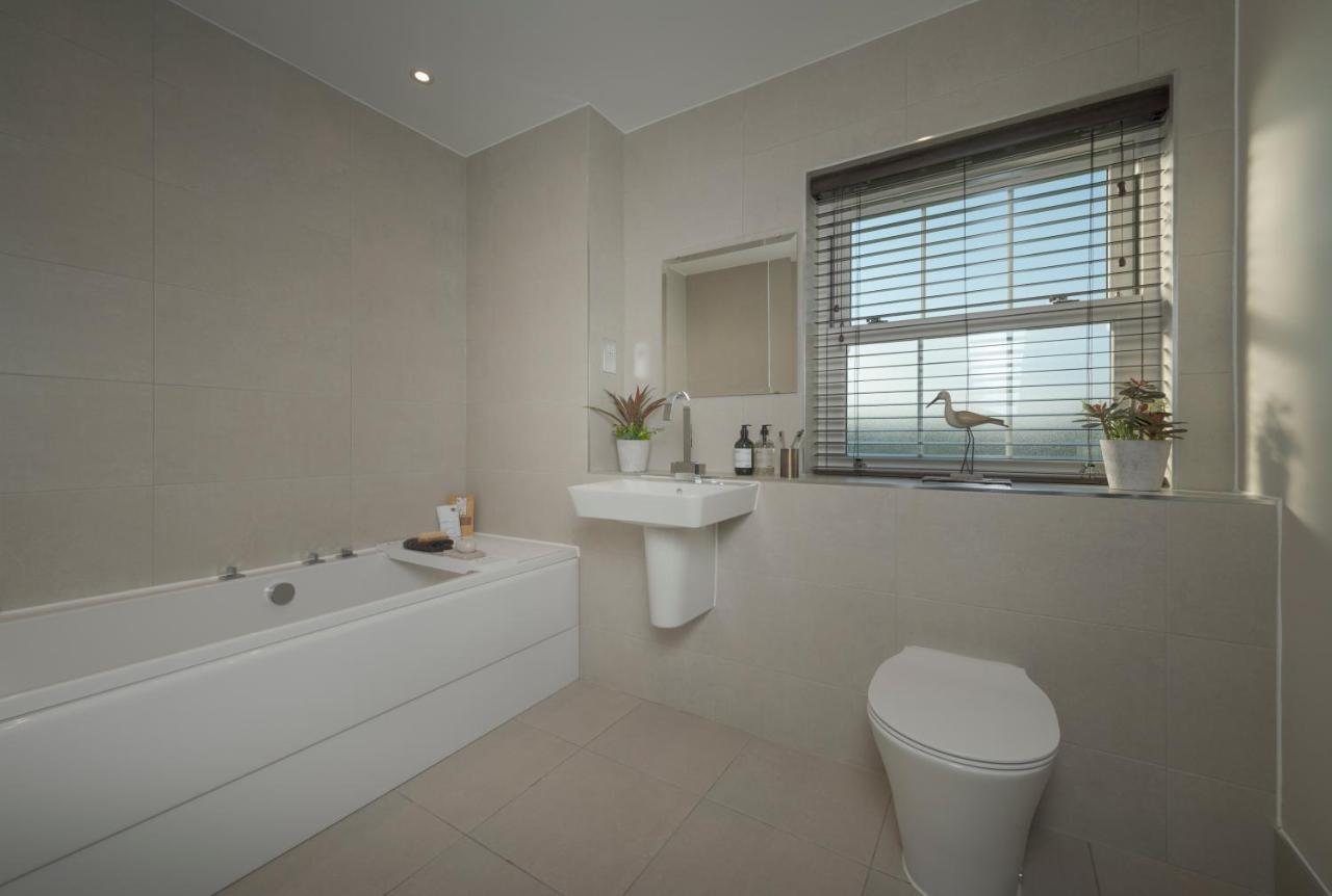 The Heyford Hotel Upper Heyford  エクステリア 写真